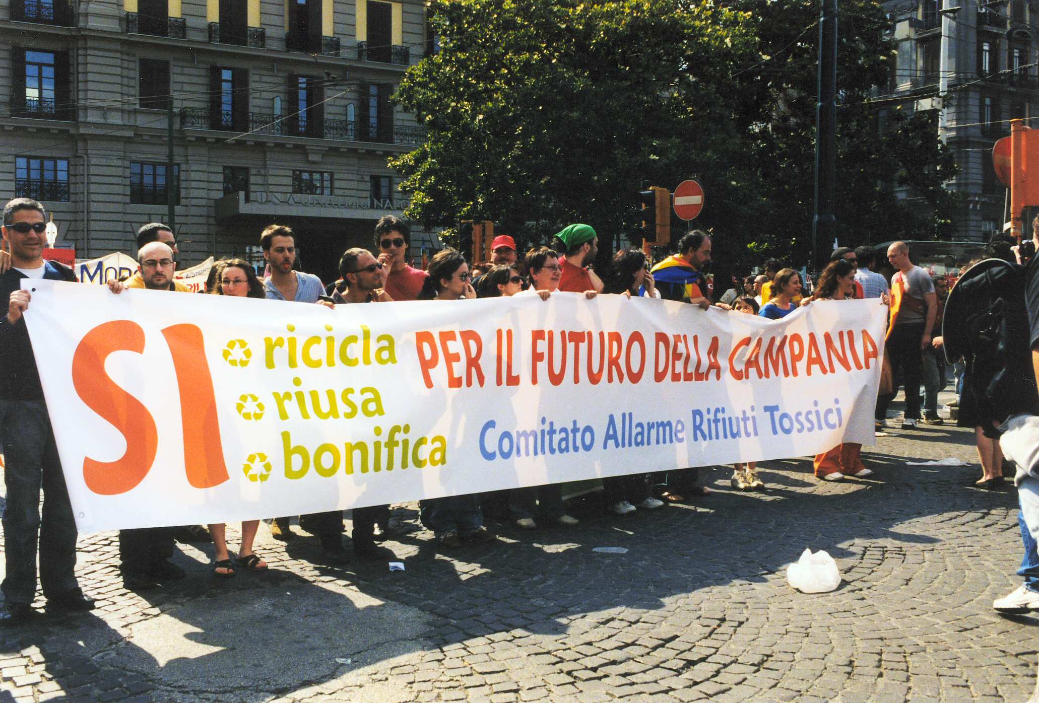 Napoli 19 Maggio - Difendiamo i nostri Territori 