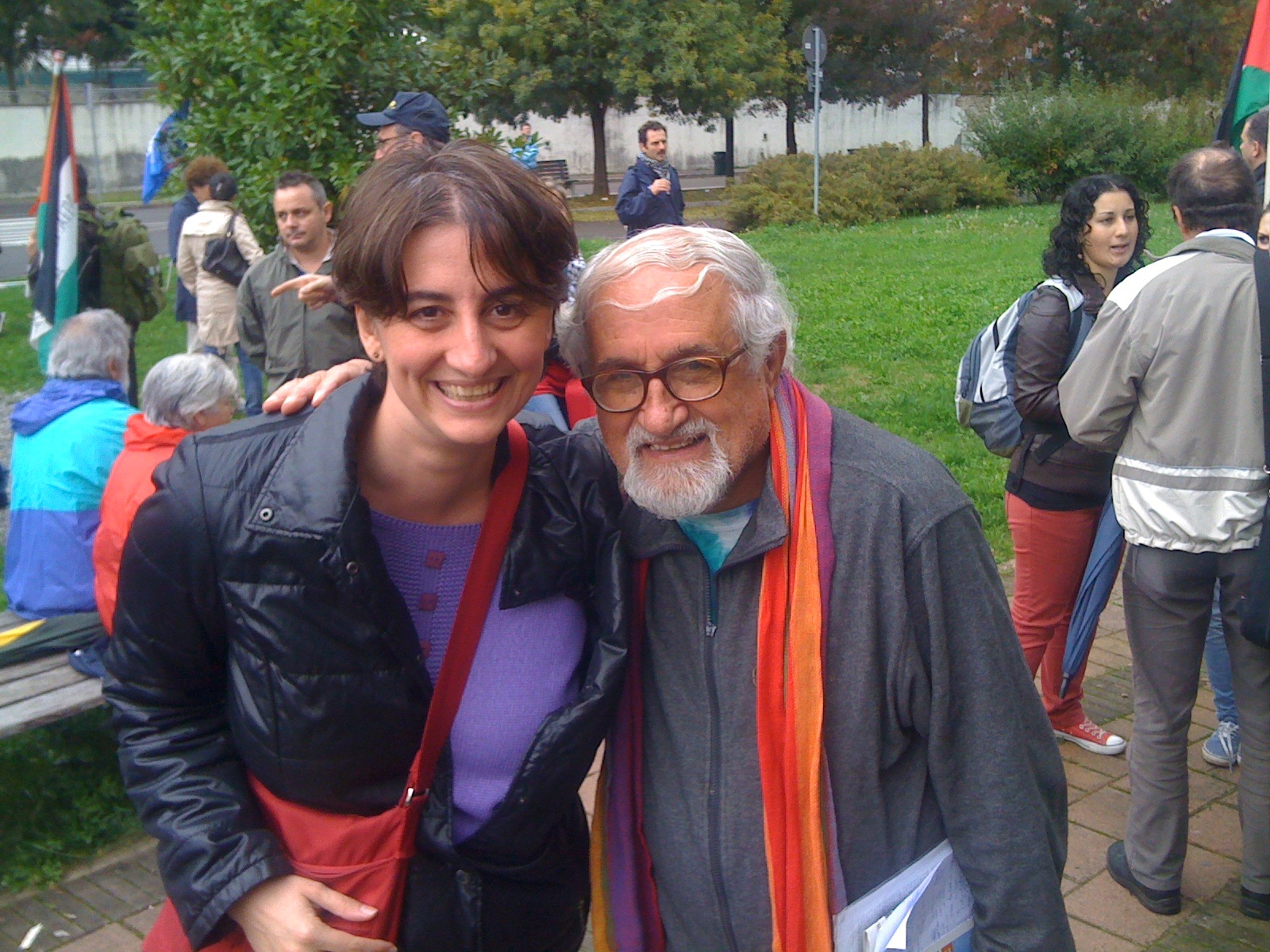 Laura Tussi con il Comboniano Padre Alex Zanotelli